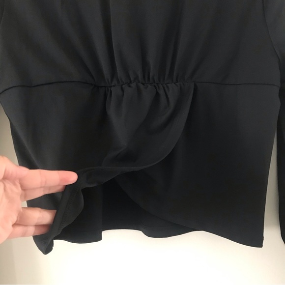Fabletics Avery Black Long Sleeve Get It Twisted Crop Top - Size Medium - Picture 5 of 11